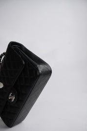 Chanel Classic Double Flapbag Caviar Medium SHW