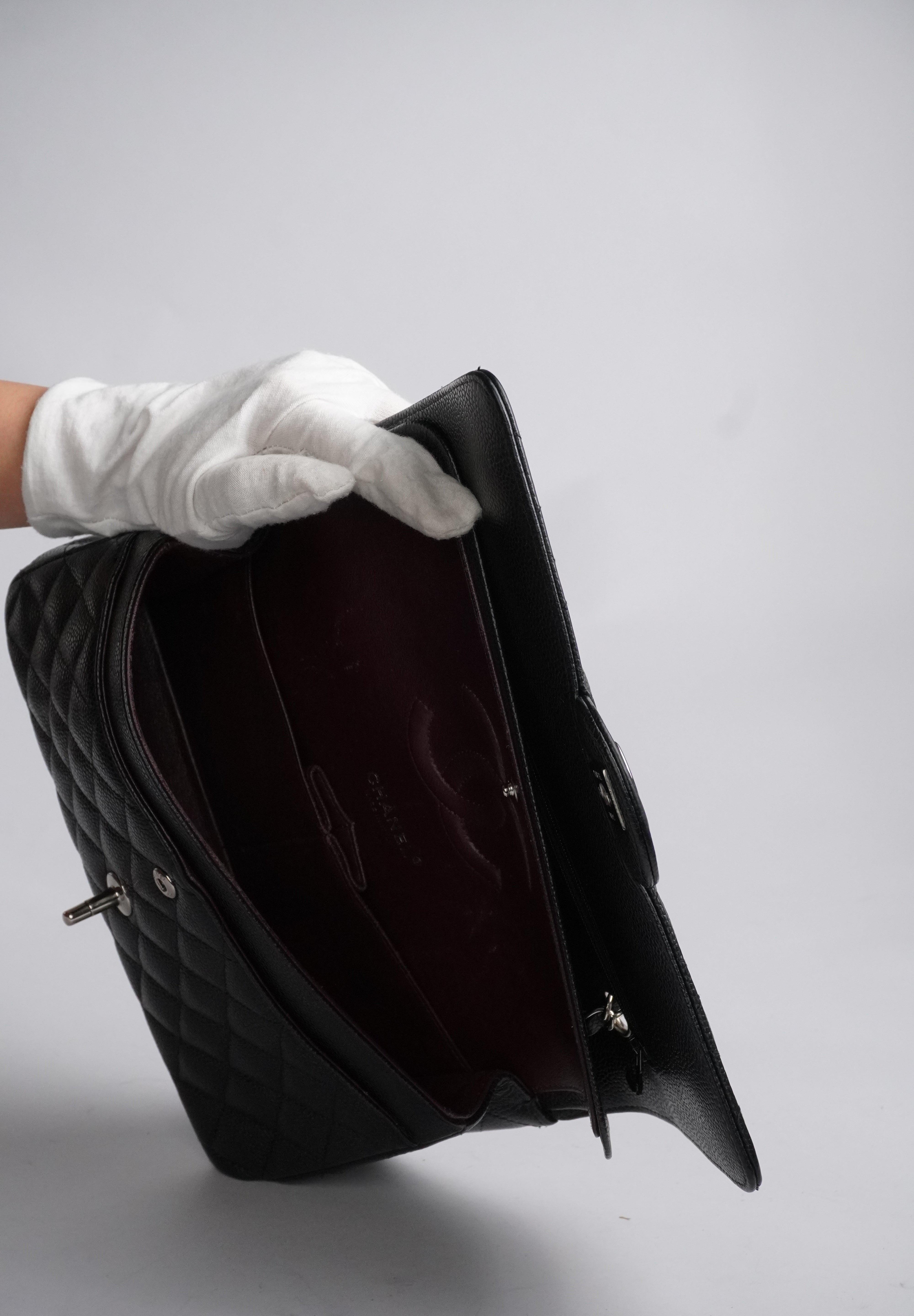 Chanel Classic Double Flapbag Caviar Medium SHW