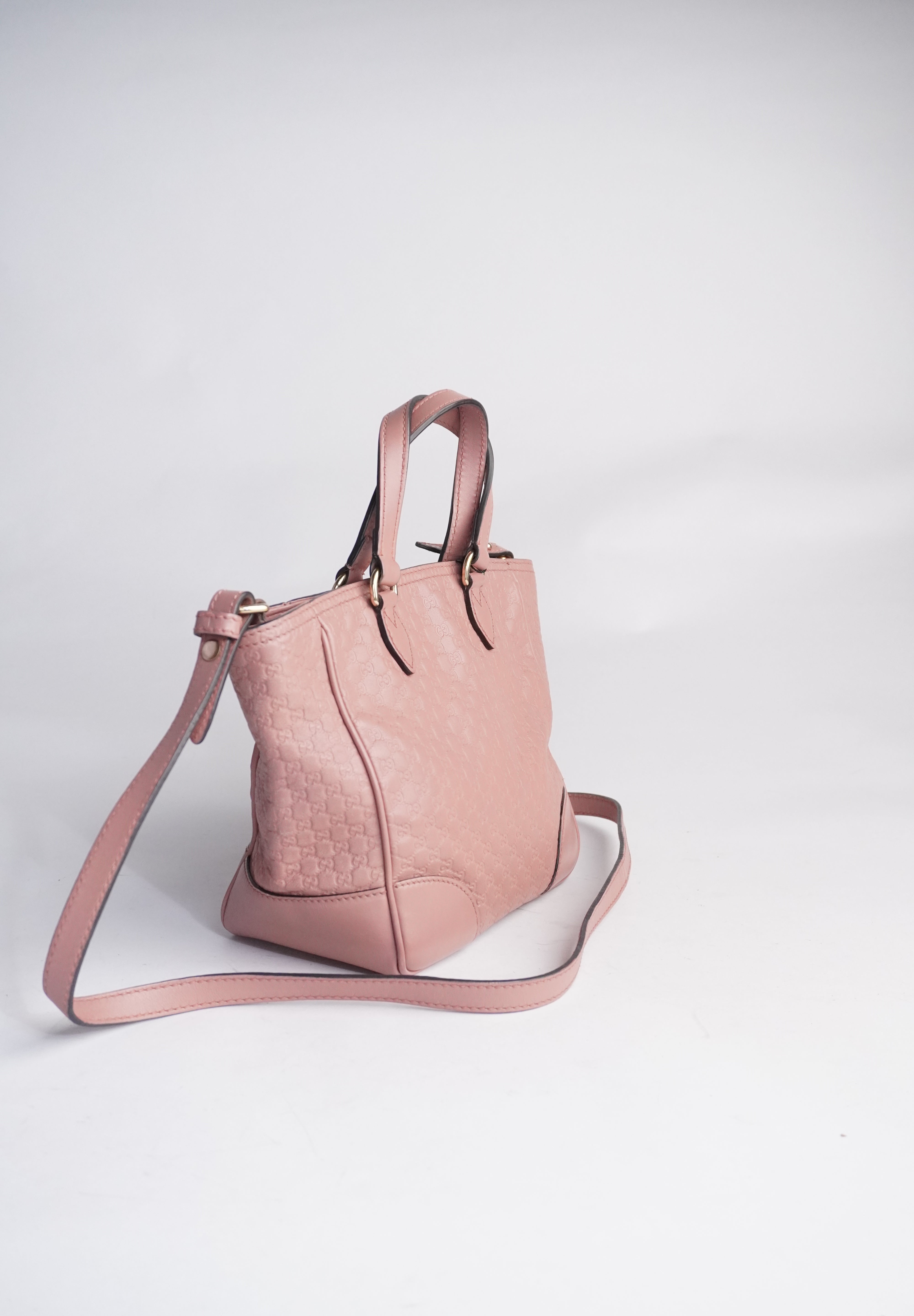 Gucci Microguccissima Pink