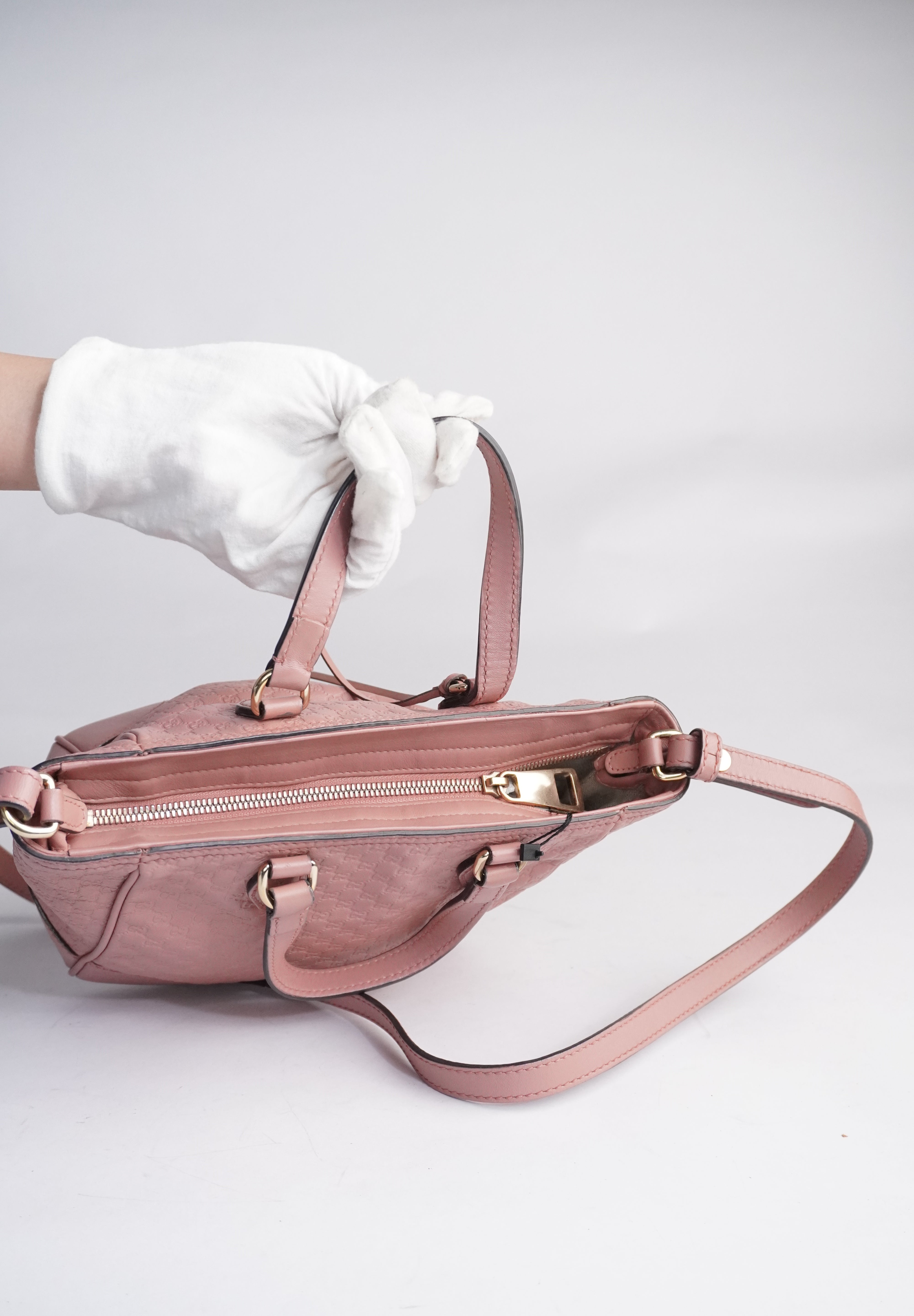 Gucci Microguccissima Pink