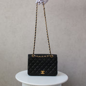 Chanel Full Flap zwart 24k ghw Crossbody (1986-1988)