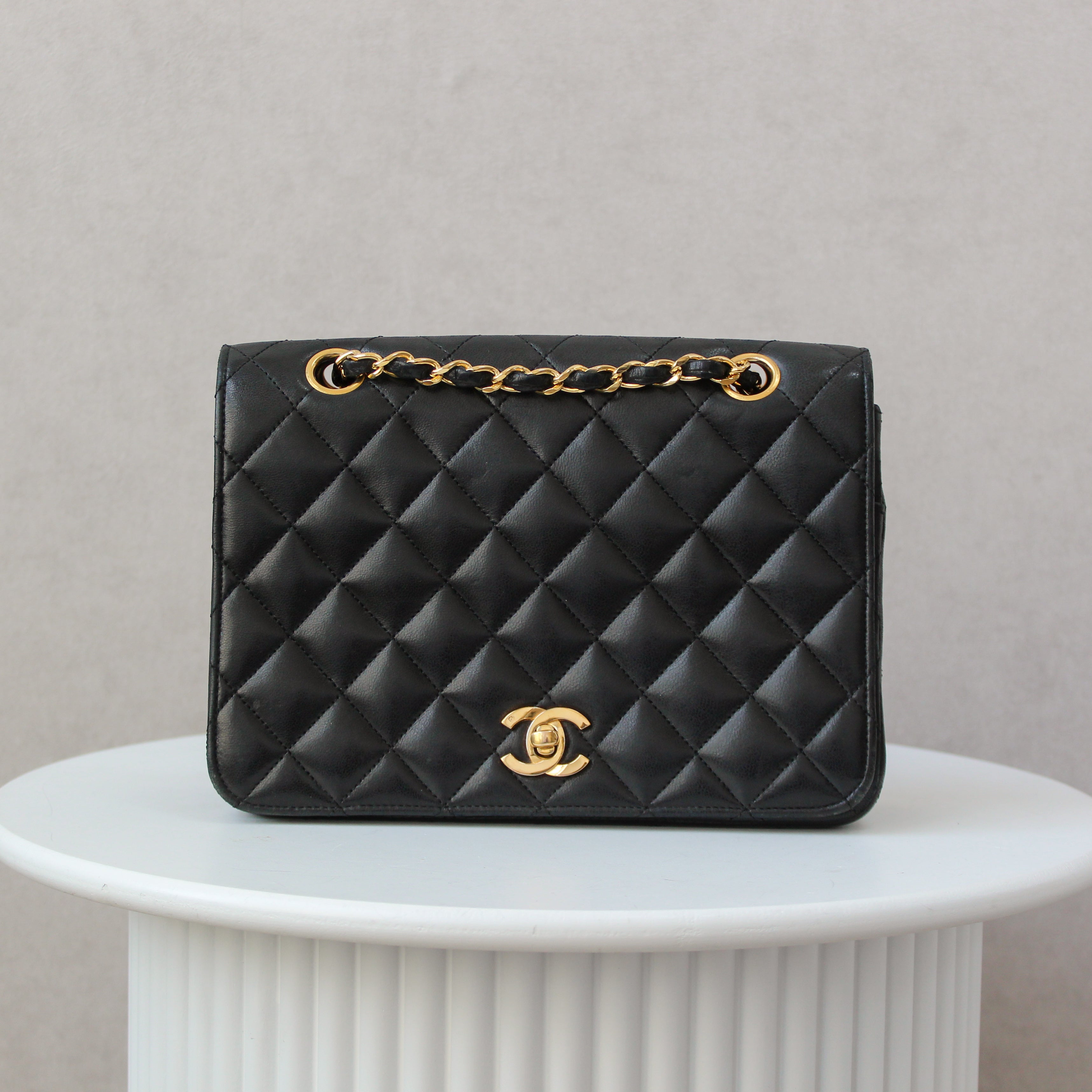 Chanel Full Flap zwart 24k ghw Crossbody (1986-1988)