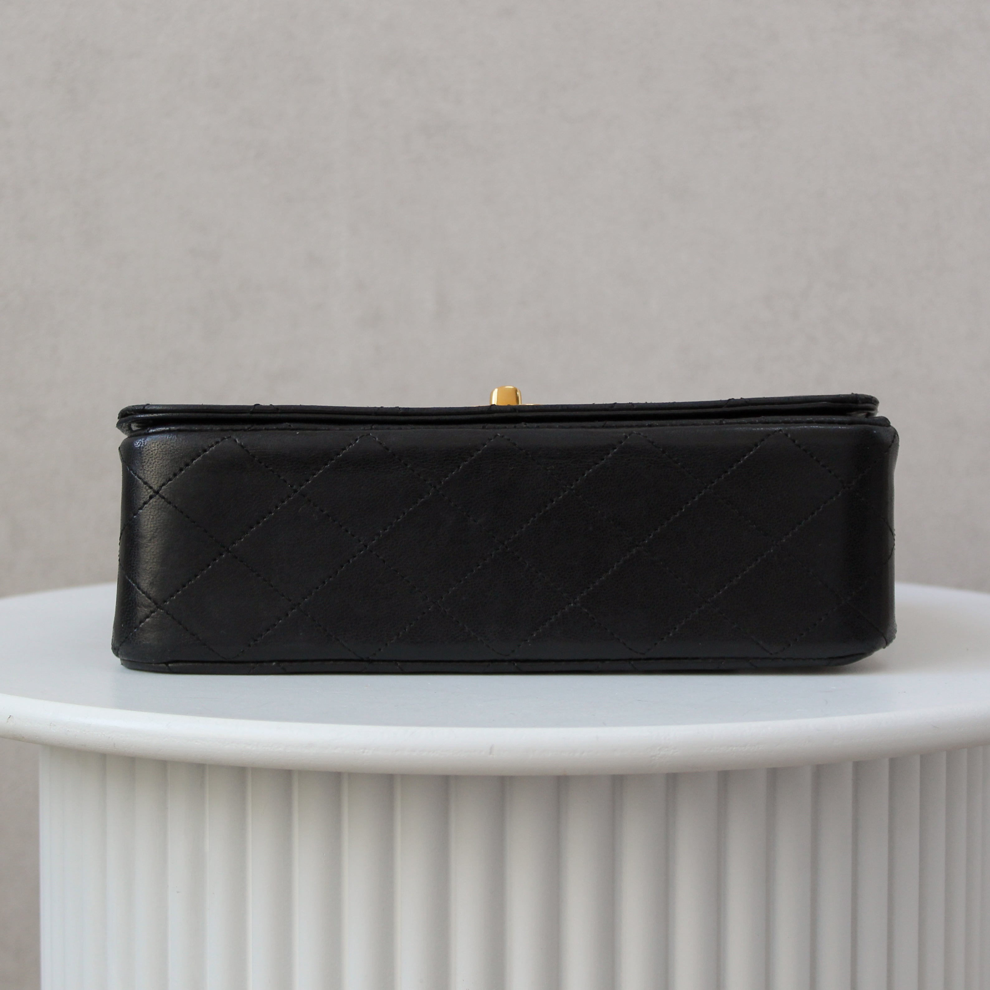 Chanel Full Flap zwart 24k ghw Crossbody (1986-1988)