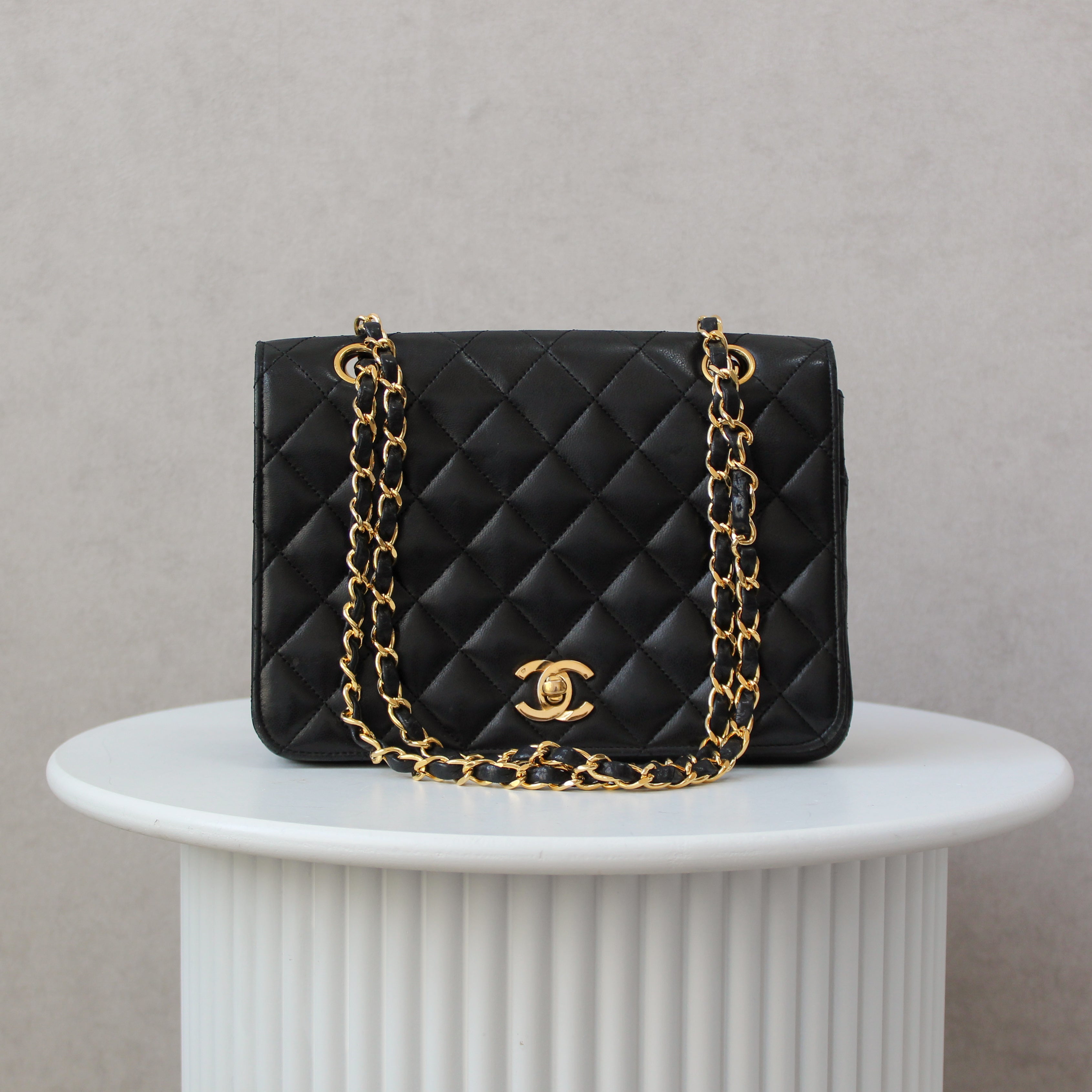 Chanel Full Flap zwart 24k ghw Crossbody (1986-1988)