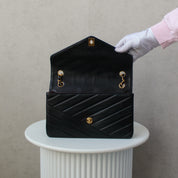 Chanel Flapbag Medium Chevron Marine Blauw