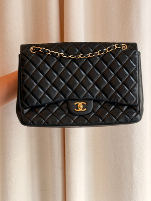 Chanel Maxi Flapbag