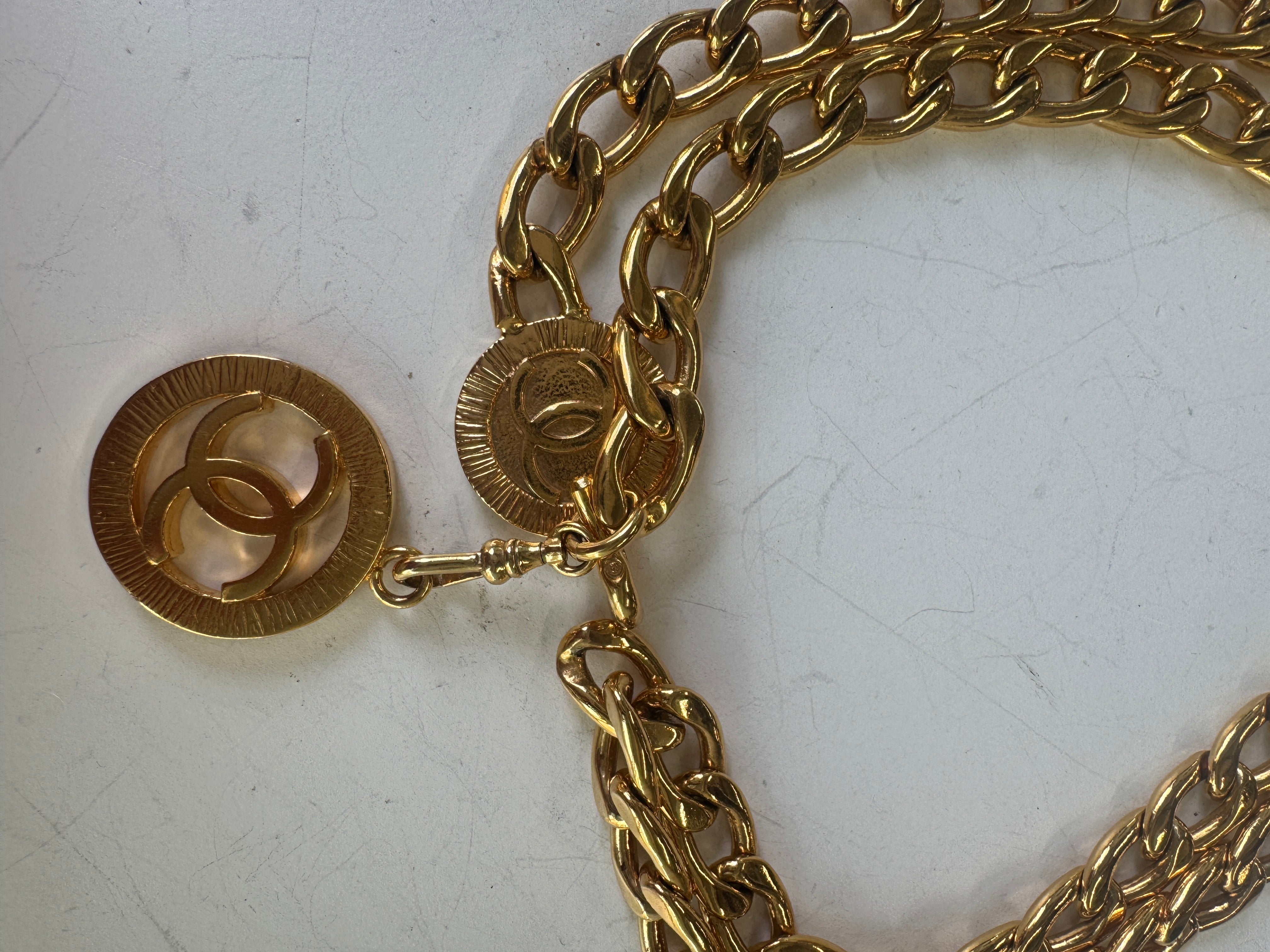 Chanel Single Chain Coin Belt - Maat 74