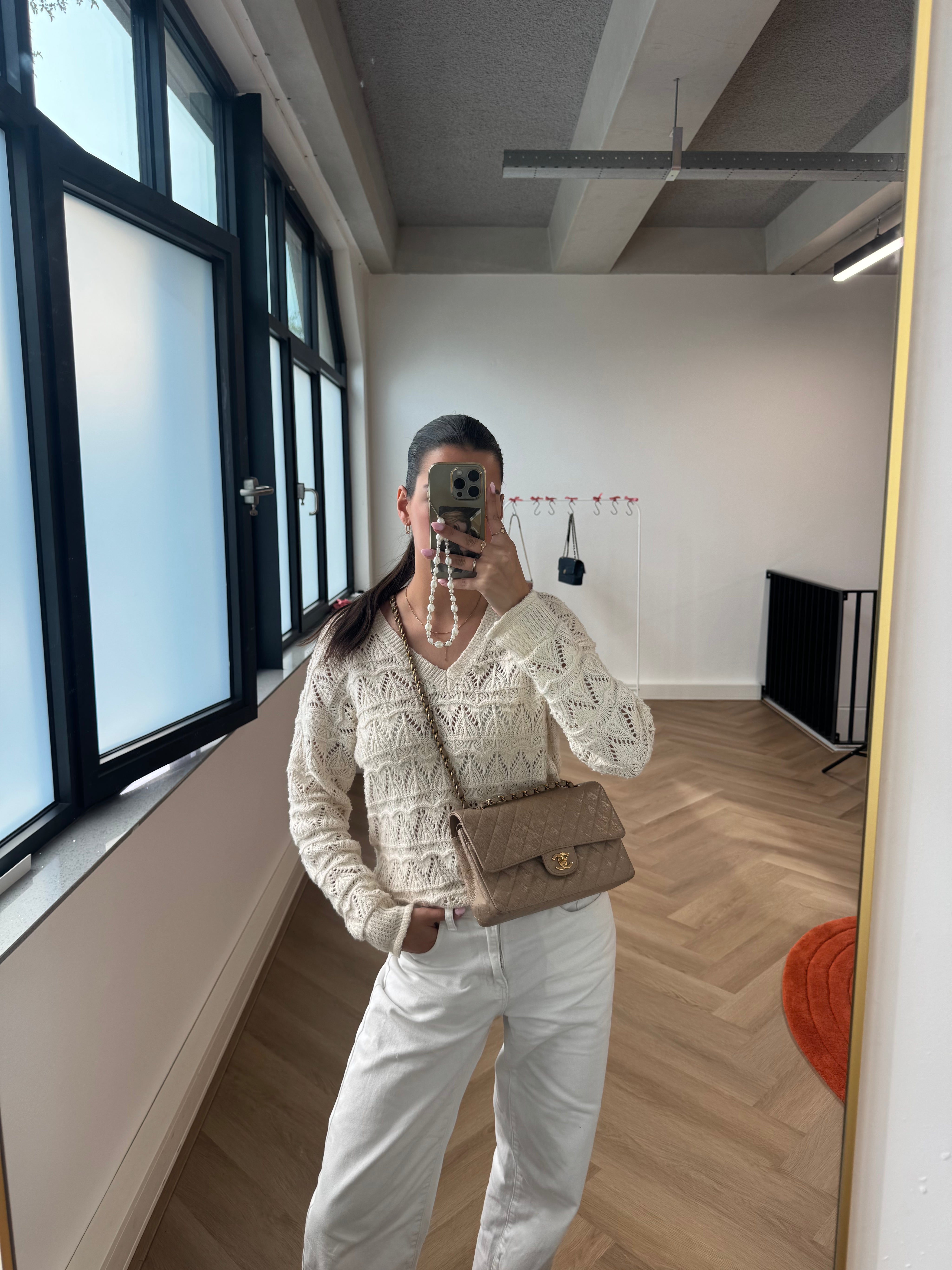 Chanel Classic Flapbag Medium Caviar Beige 24k GHW