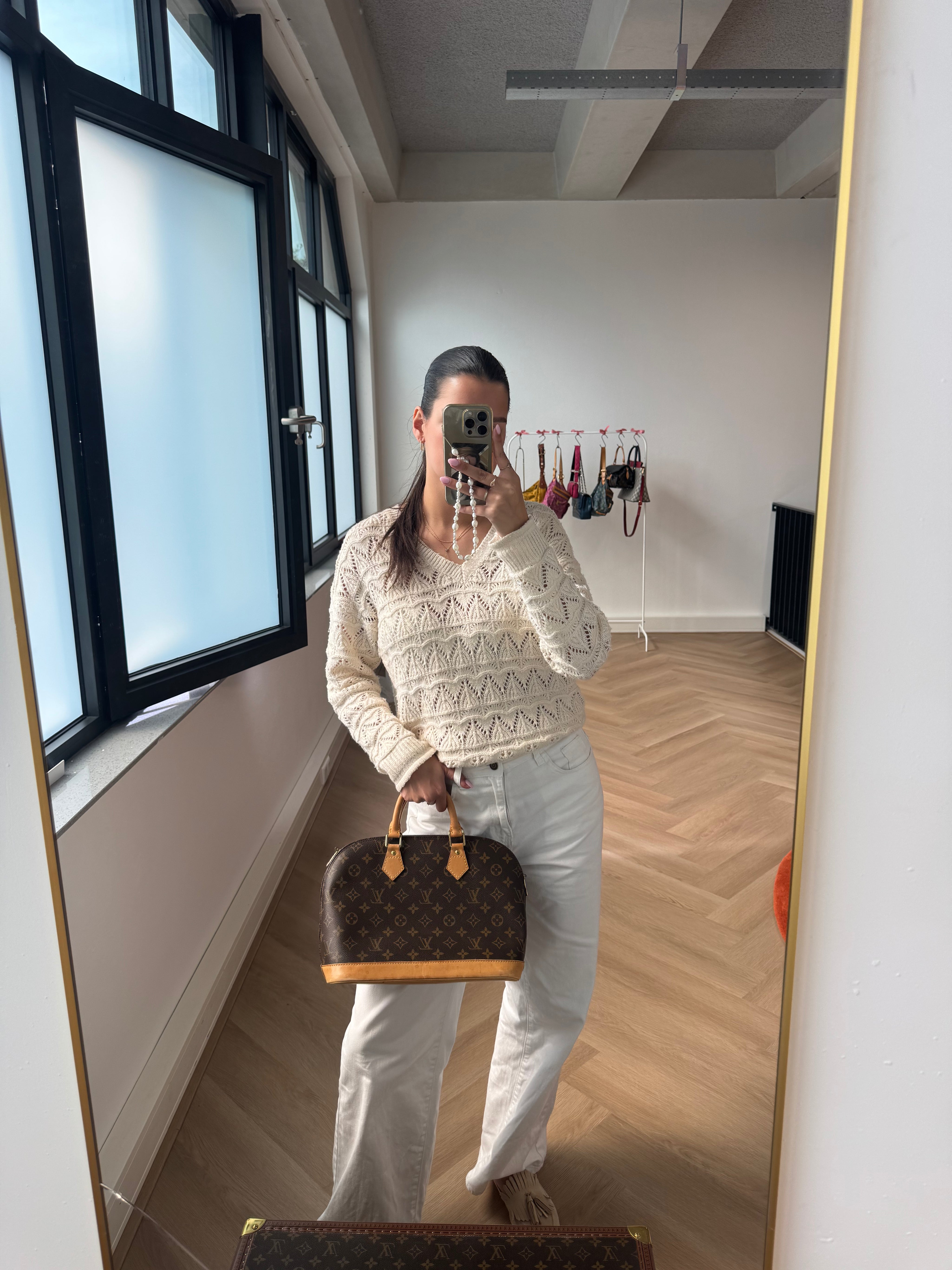 LOUIS VUITTON Alma