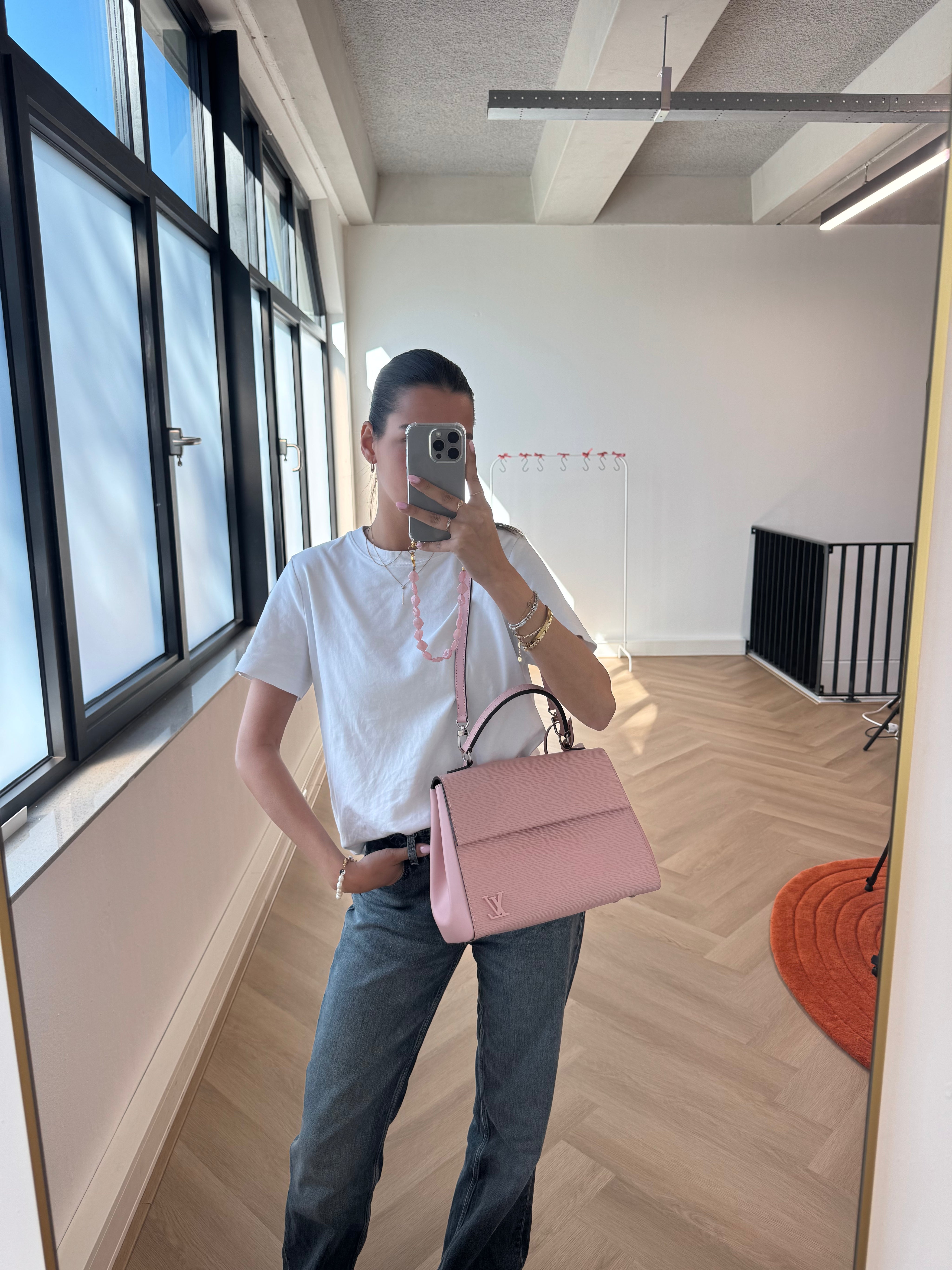 Louis Vuitton Cluny Pink