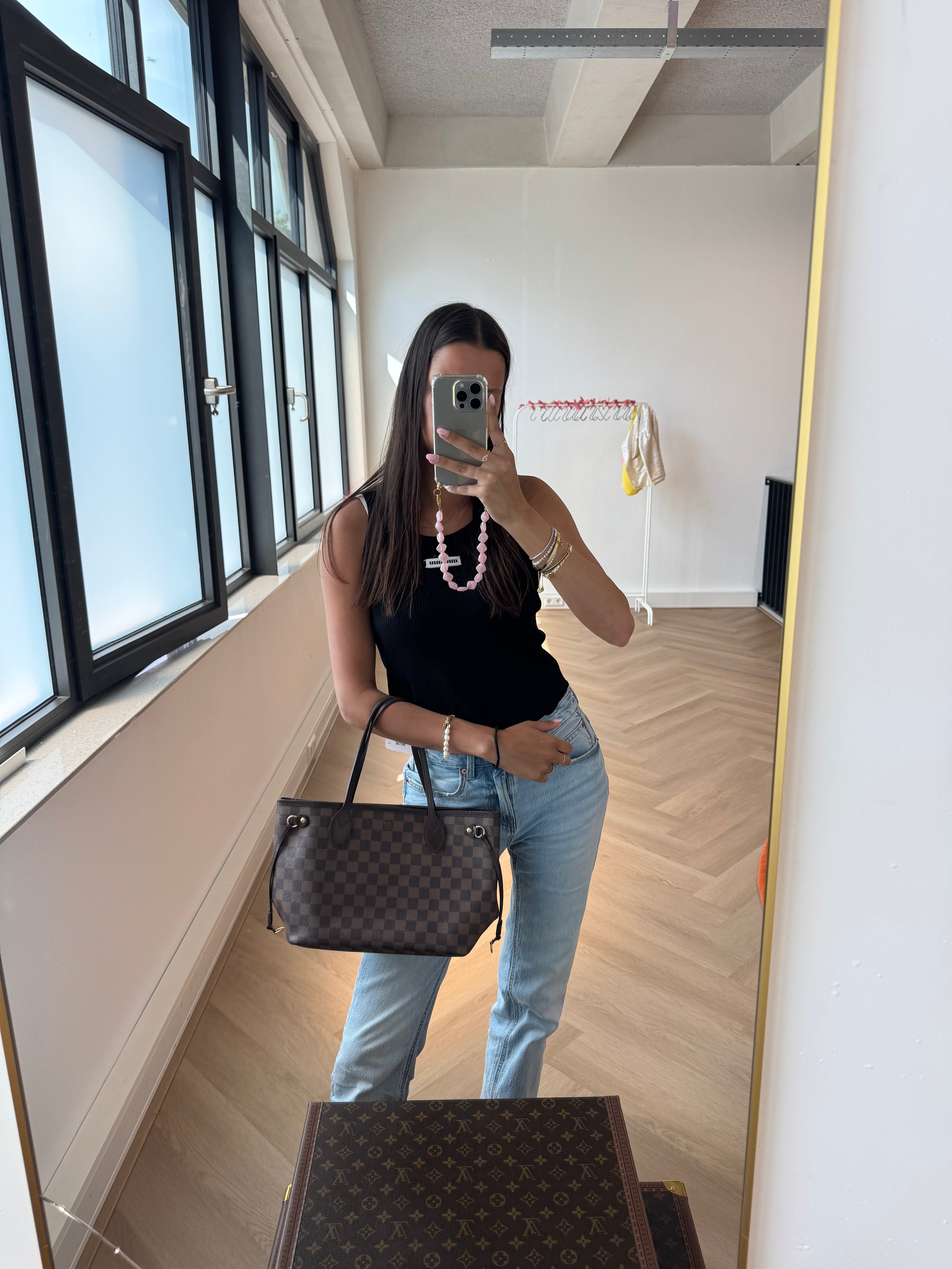LOUIS VUITTON Neverfull