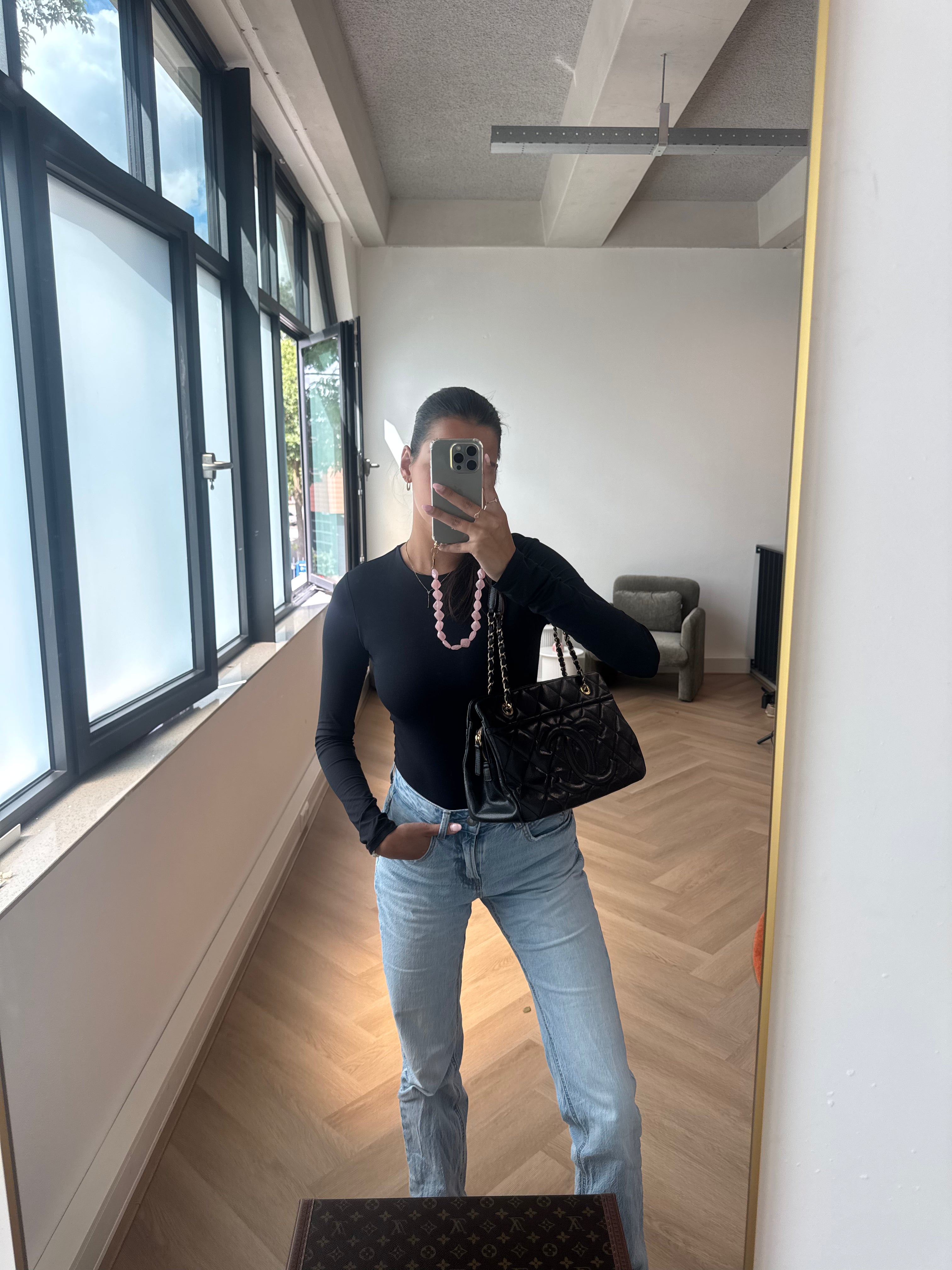 Chanel Caviar Tote Jumbo
