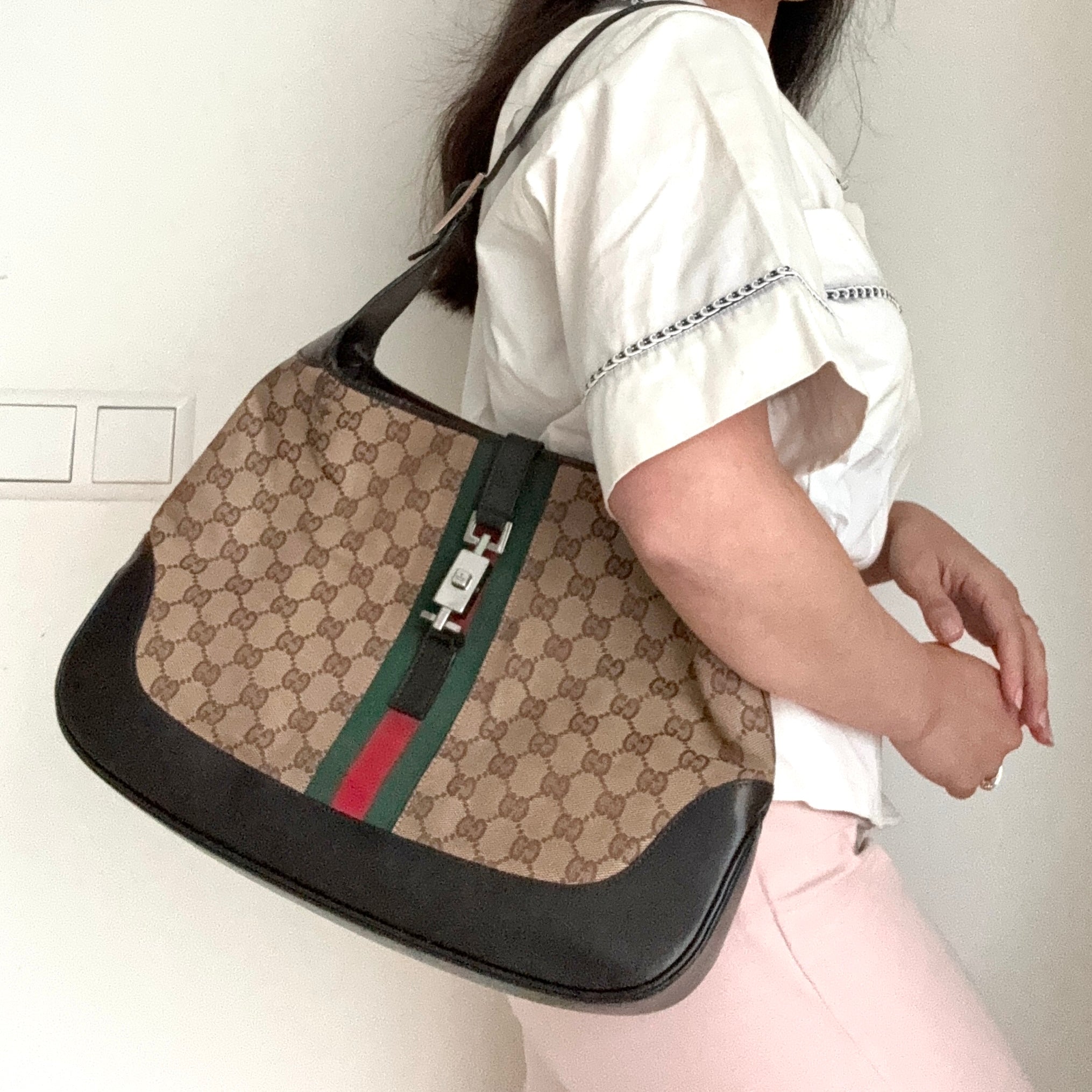 Gucci Jackie Hobo Medium GG Canvas