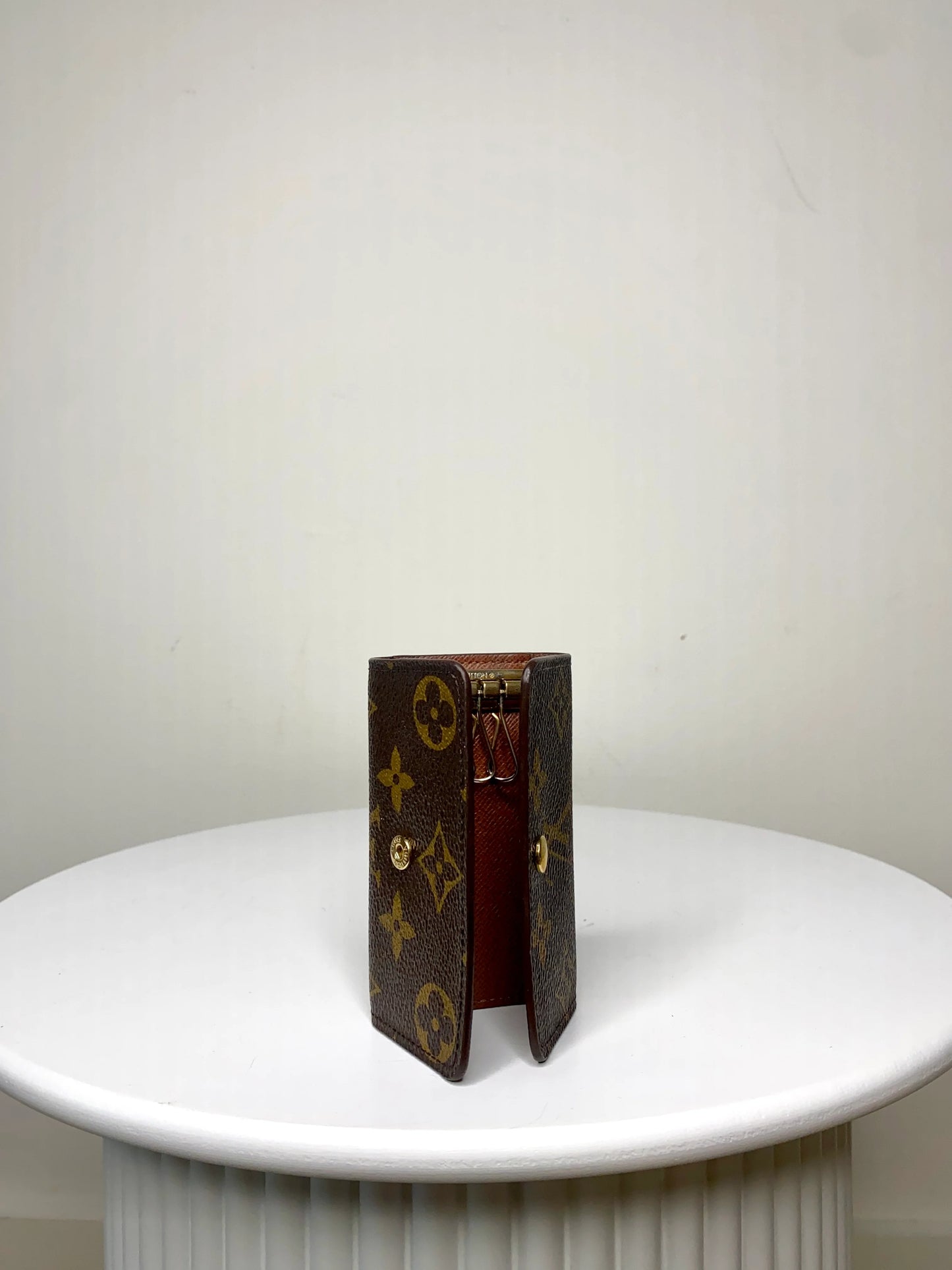 Louis Vuitton 4 Keyholder Monogram