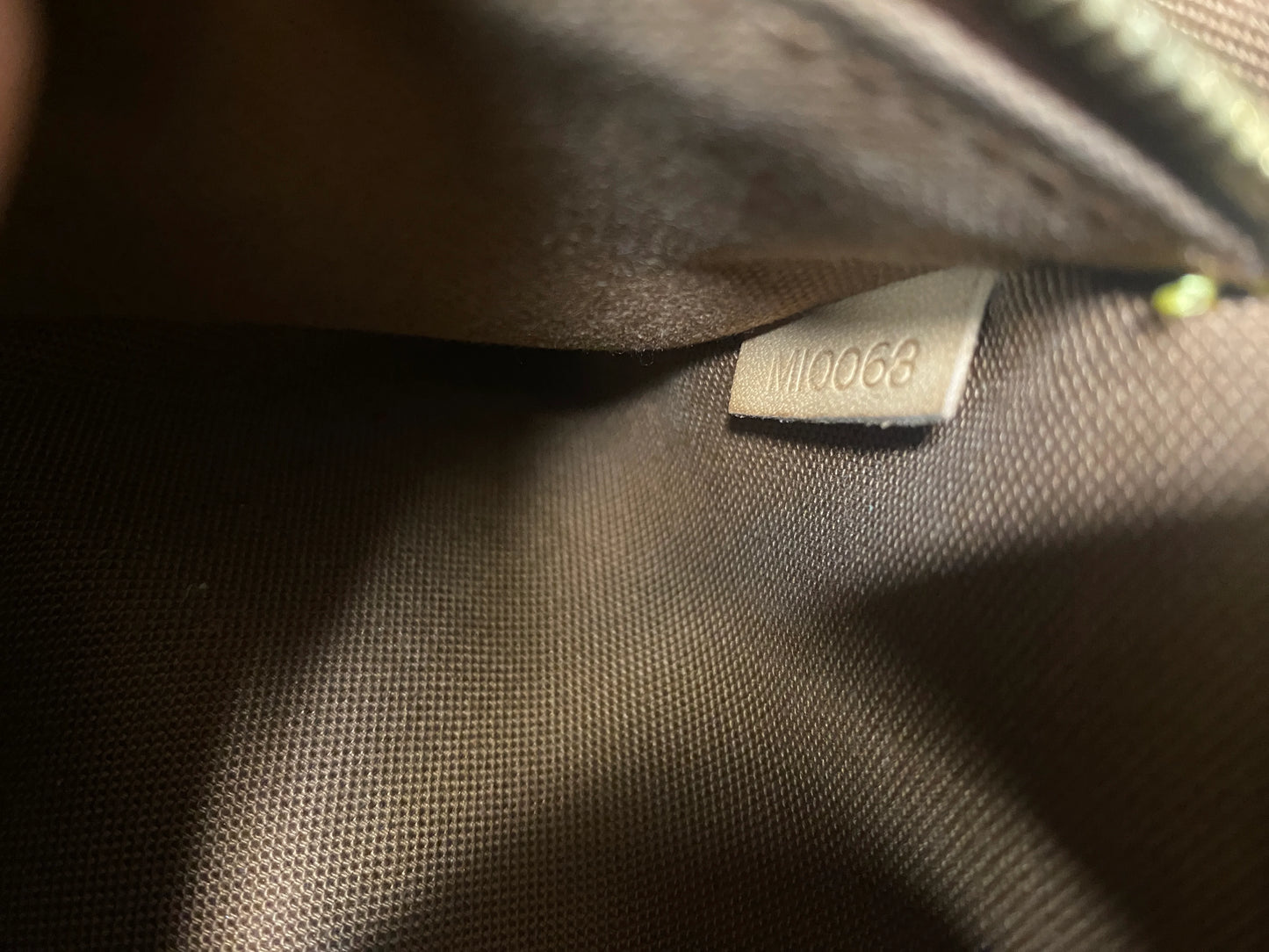 Louis Vuitton Looping PM