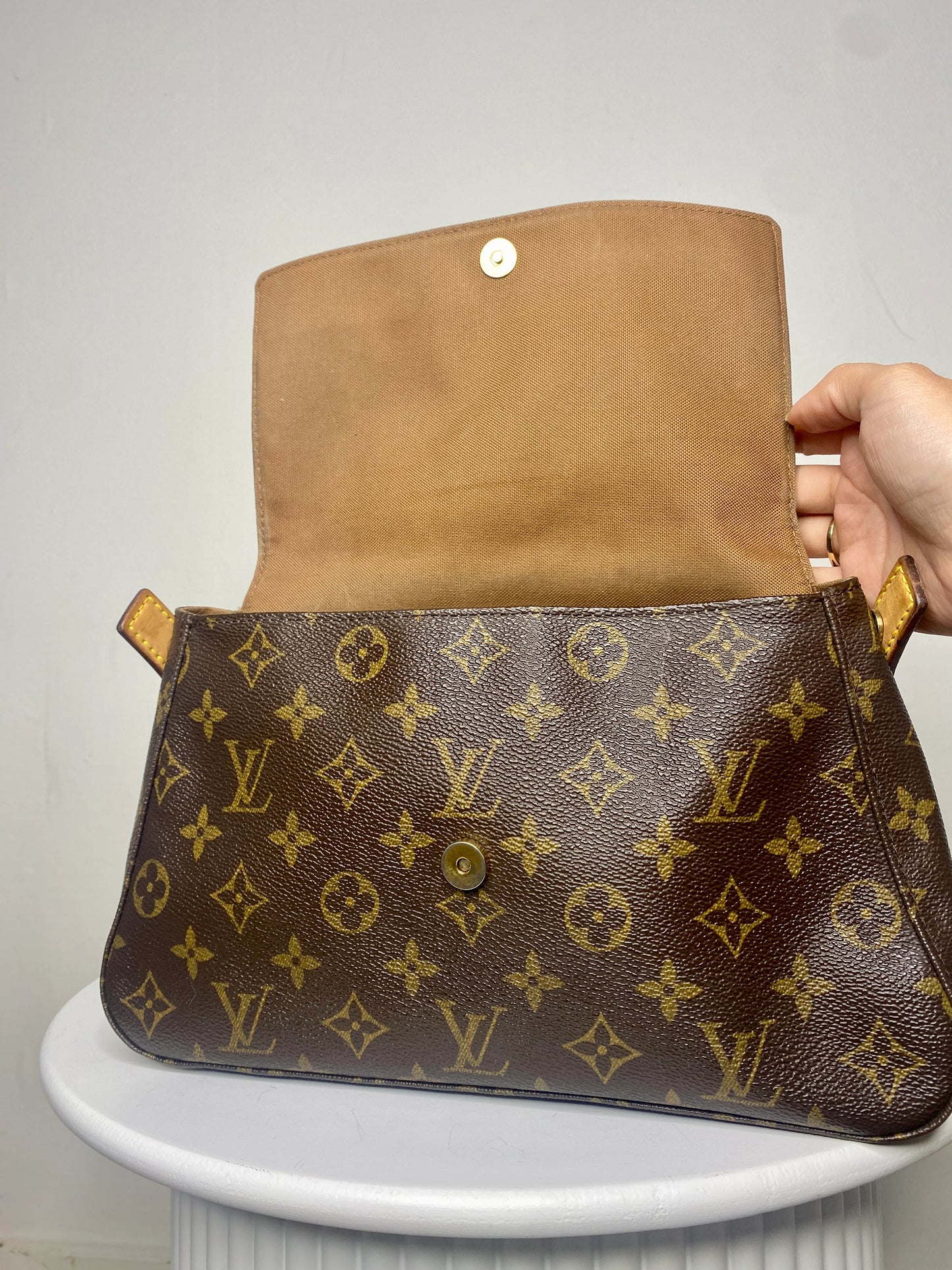 Louis Vuitton Looping PM