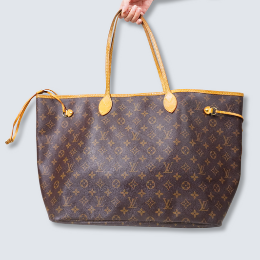 Louis Vuitton Neverfull Monogram GM - beige interieur