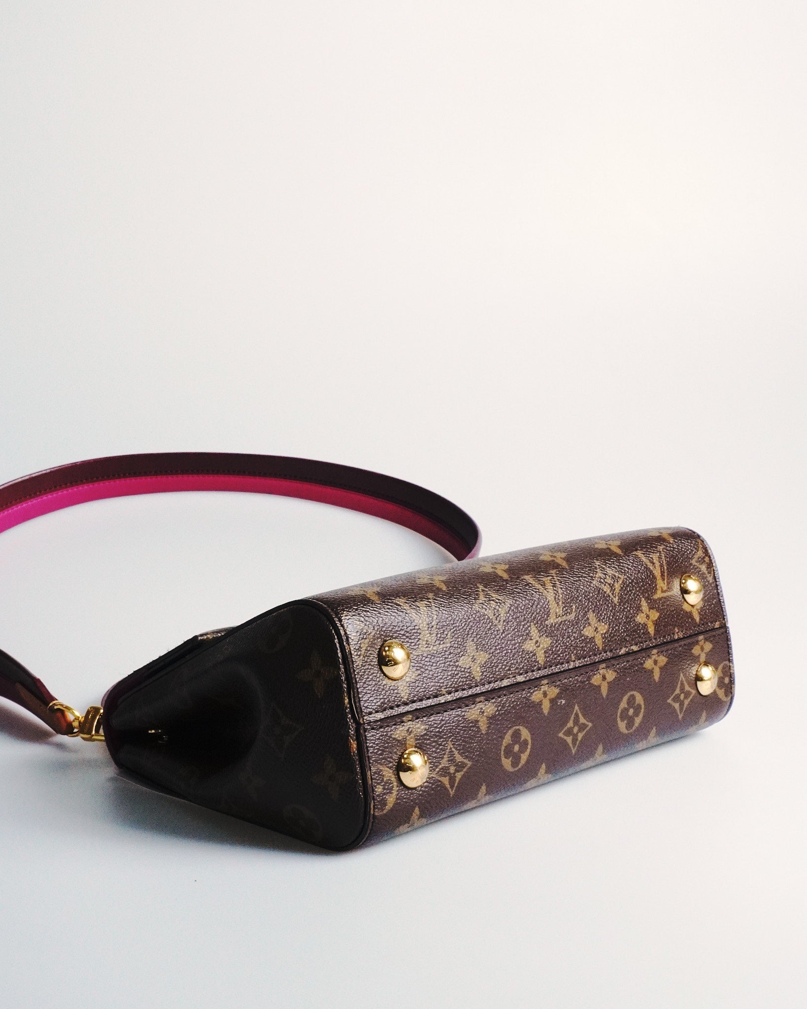 Louis Vuitton Cluny BB Pink