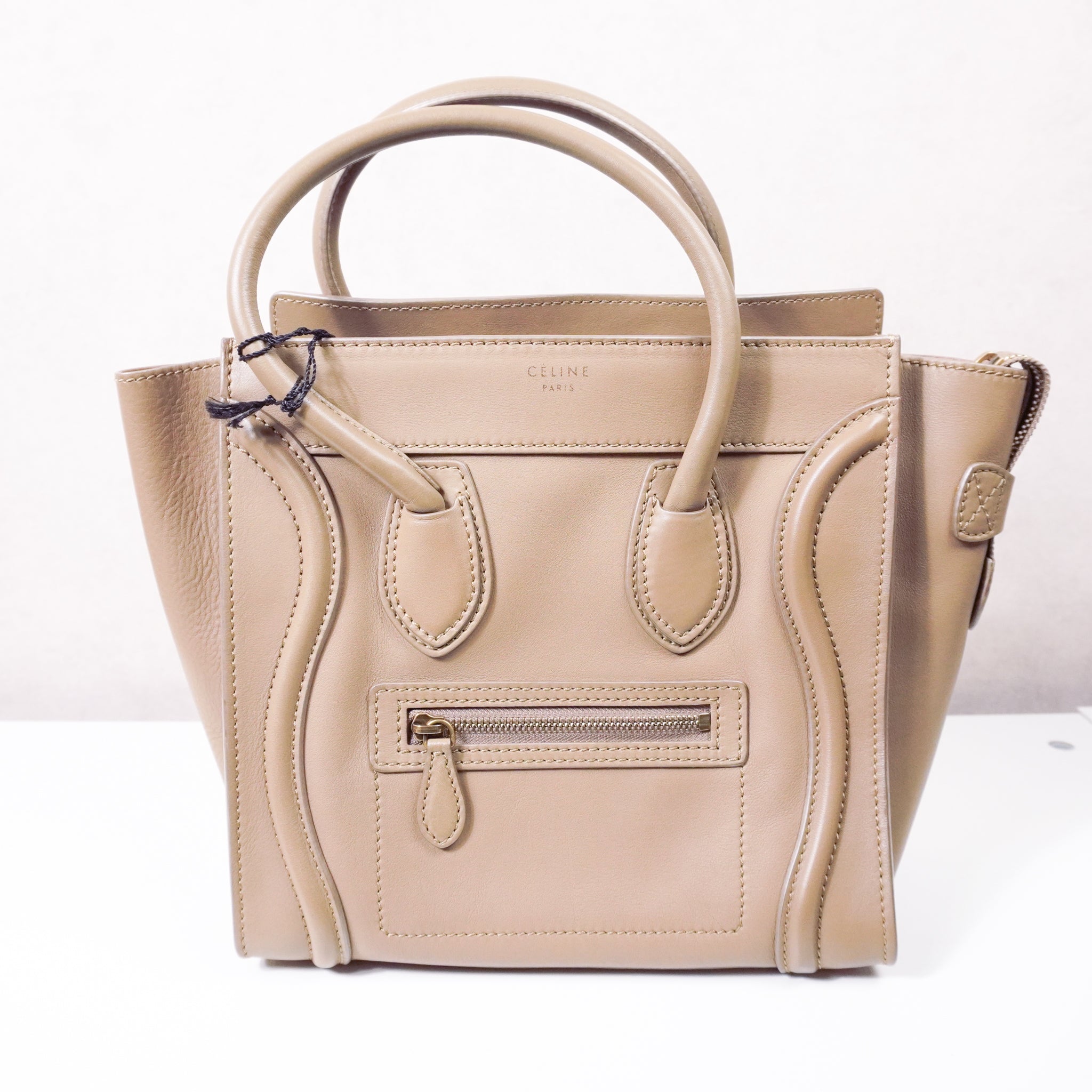 TheBagsList-CelineMicroLuggageBrown00141CE-voorkant.jpg
