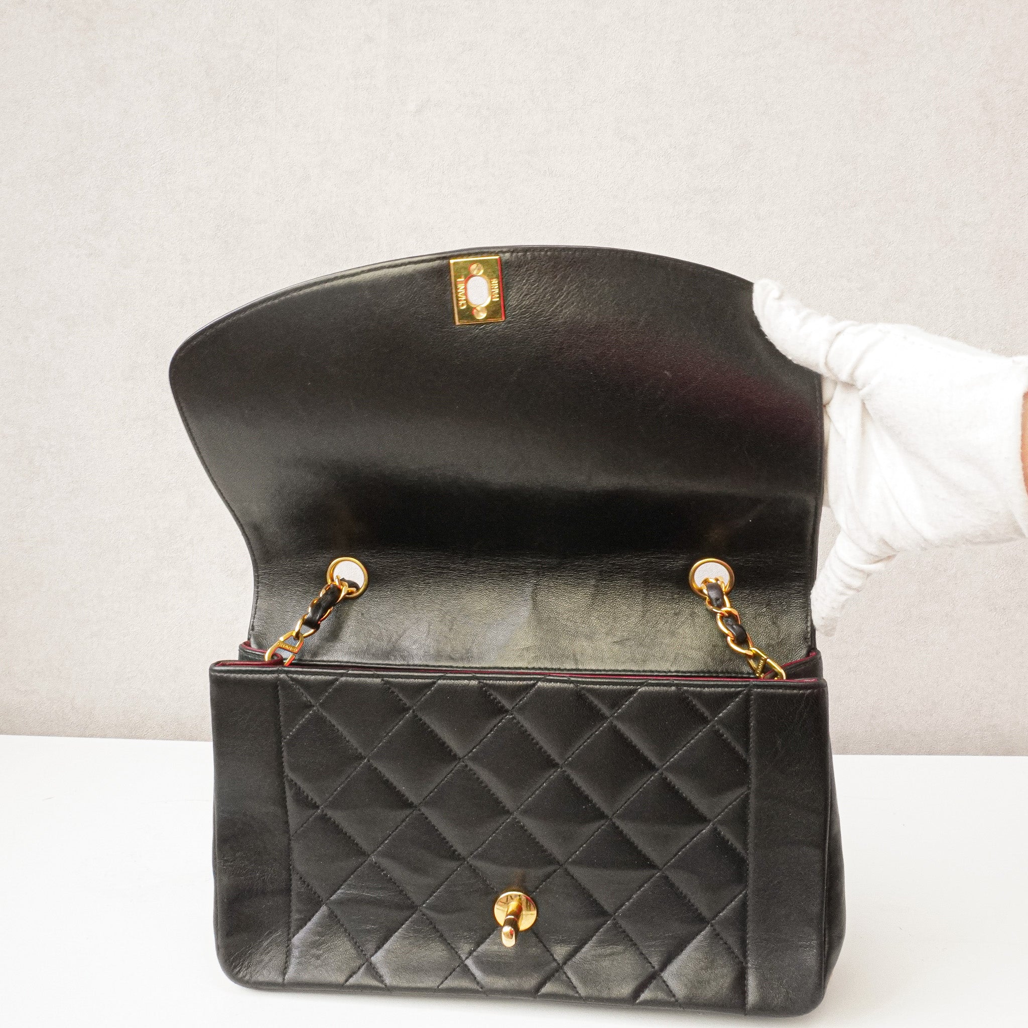 Chanel Diana Medium Flapbag 1991-1994