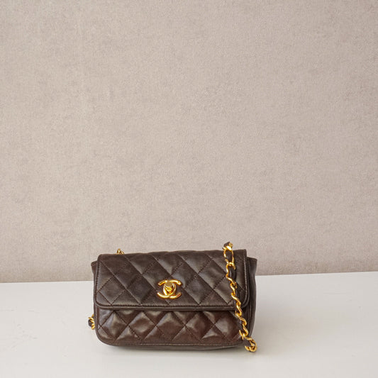 Chanel Vintage Flapbag Mini Crossbody