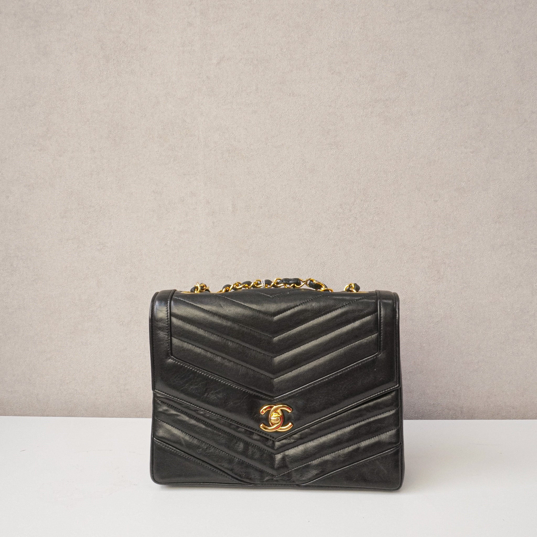 Chanel vintage V-stitch Single Flapbag