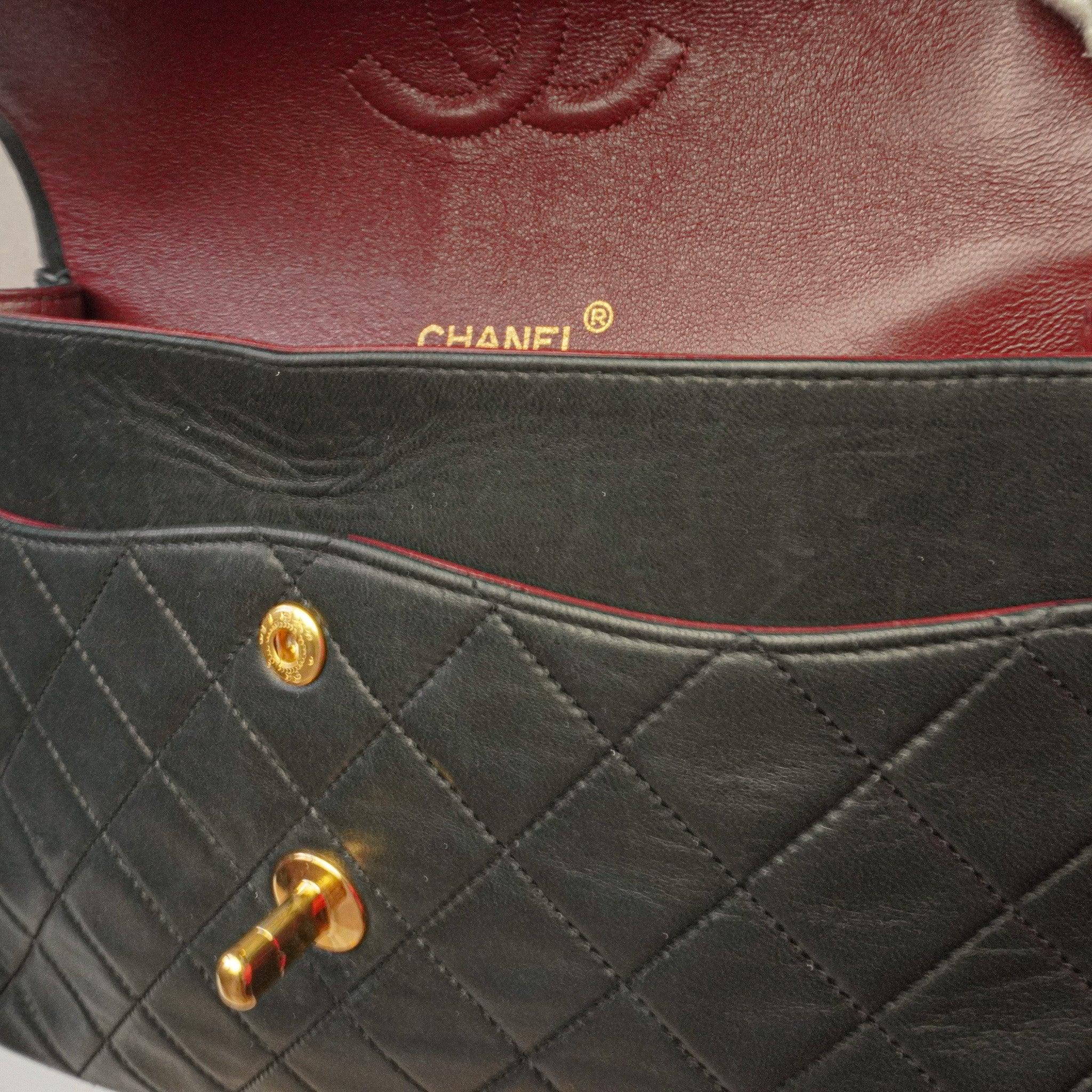 Chanel Timeless Classic W Flapbag Medium Square 1989-1991