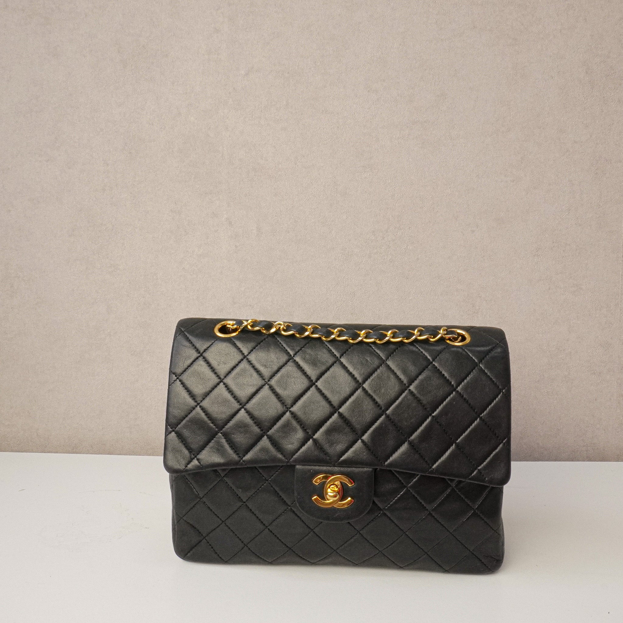 Chanel Timeless Classic W Flapbag Medium Square 1989-1991