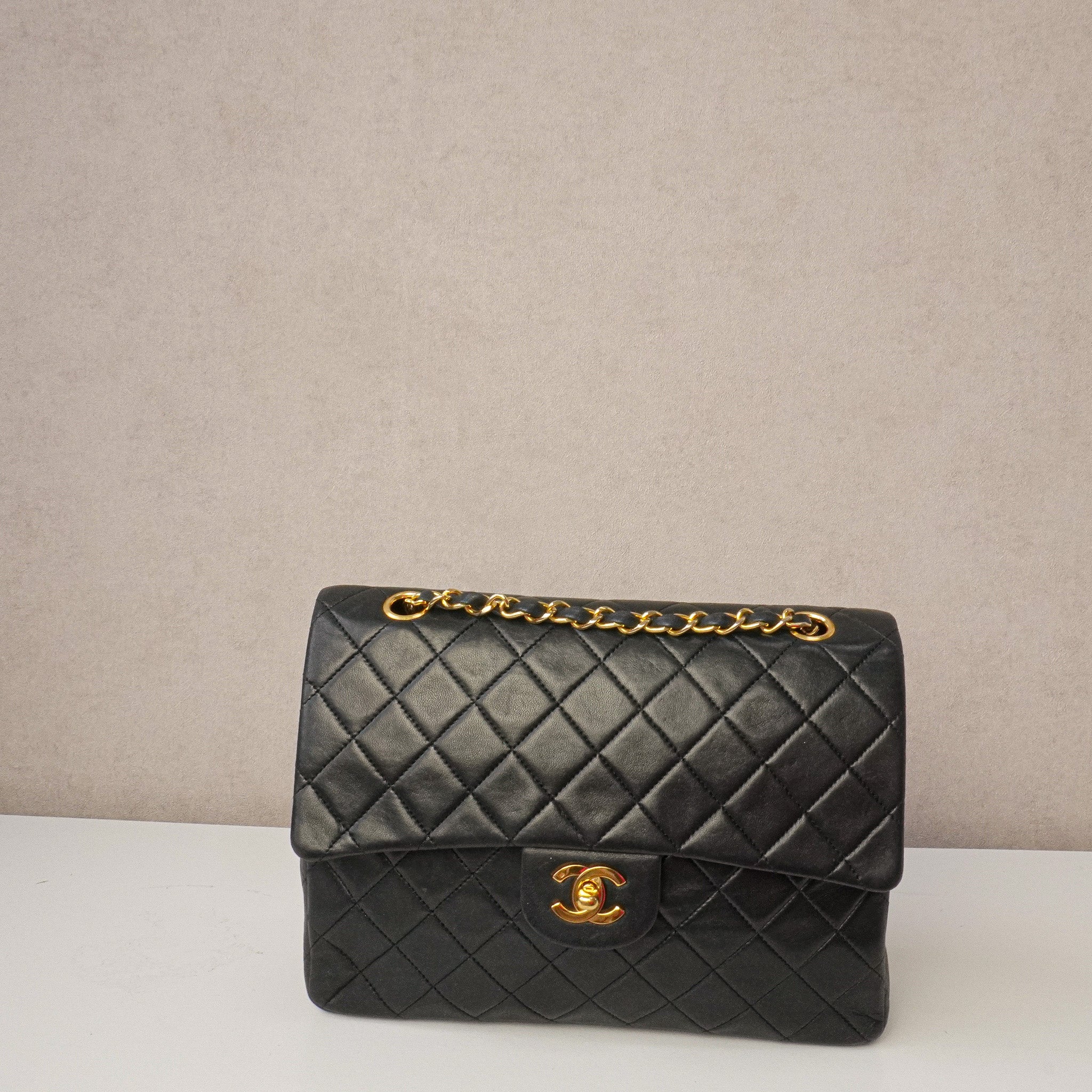 Chanel Timeless Classic W Flapbag Medium Square 1989-1991