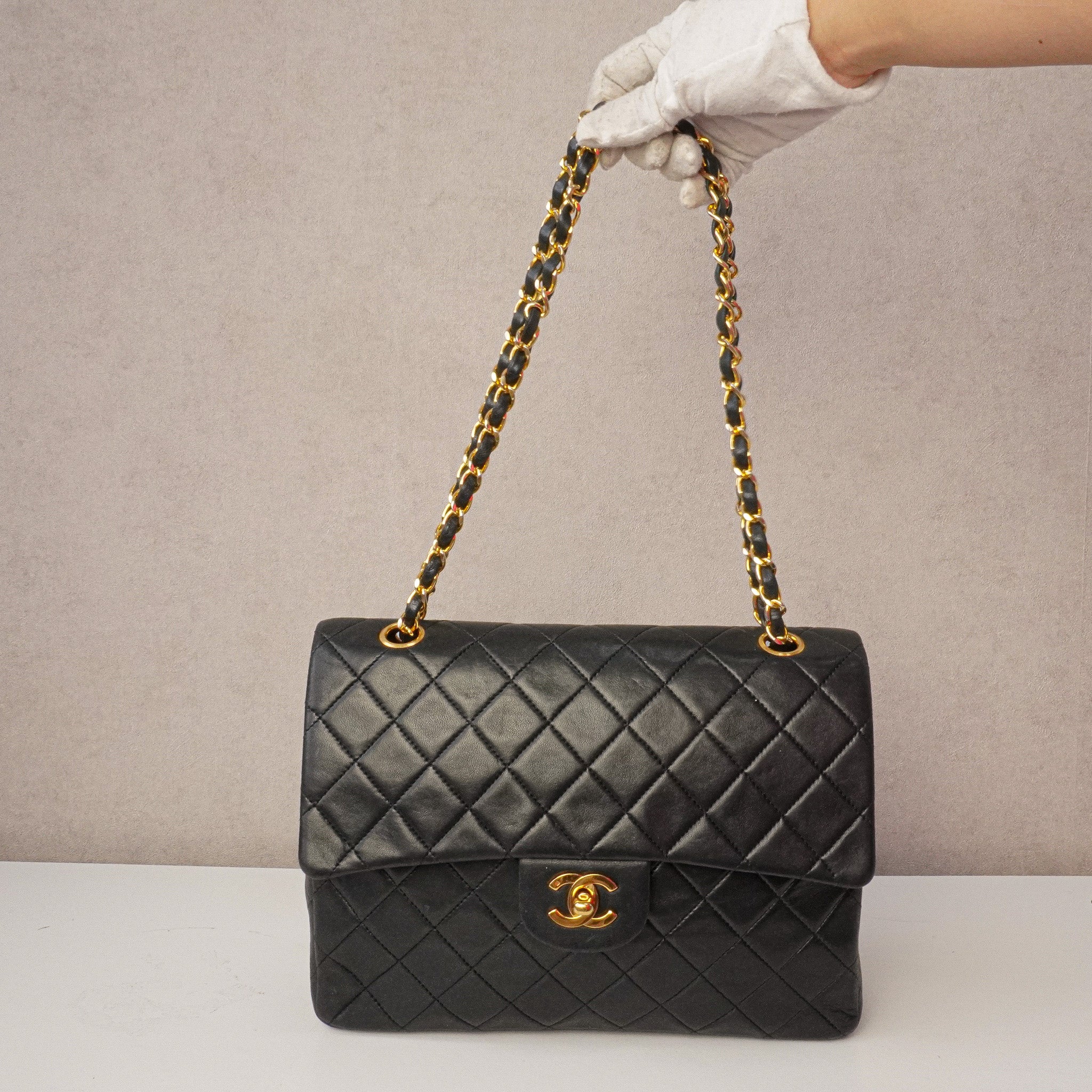 Chanel Timeless Classic W Flapbag Medium Square 1989-1991