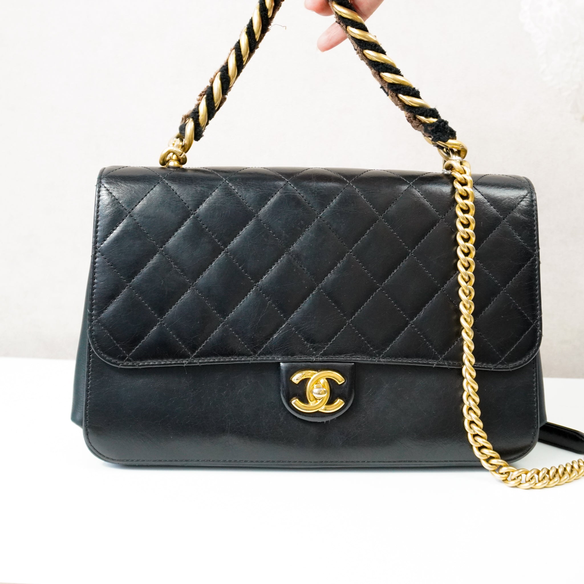 Chanel Matelasse Flapbag Calf Skin