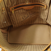 Louis Vuitton Neverfull Monogram MM - beige interieur