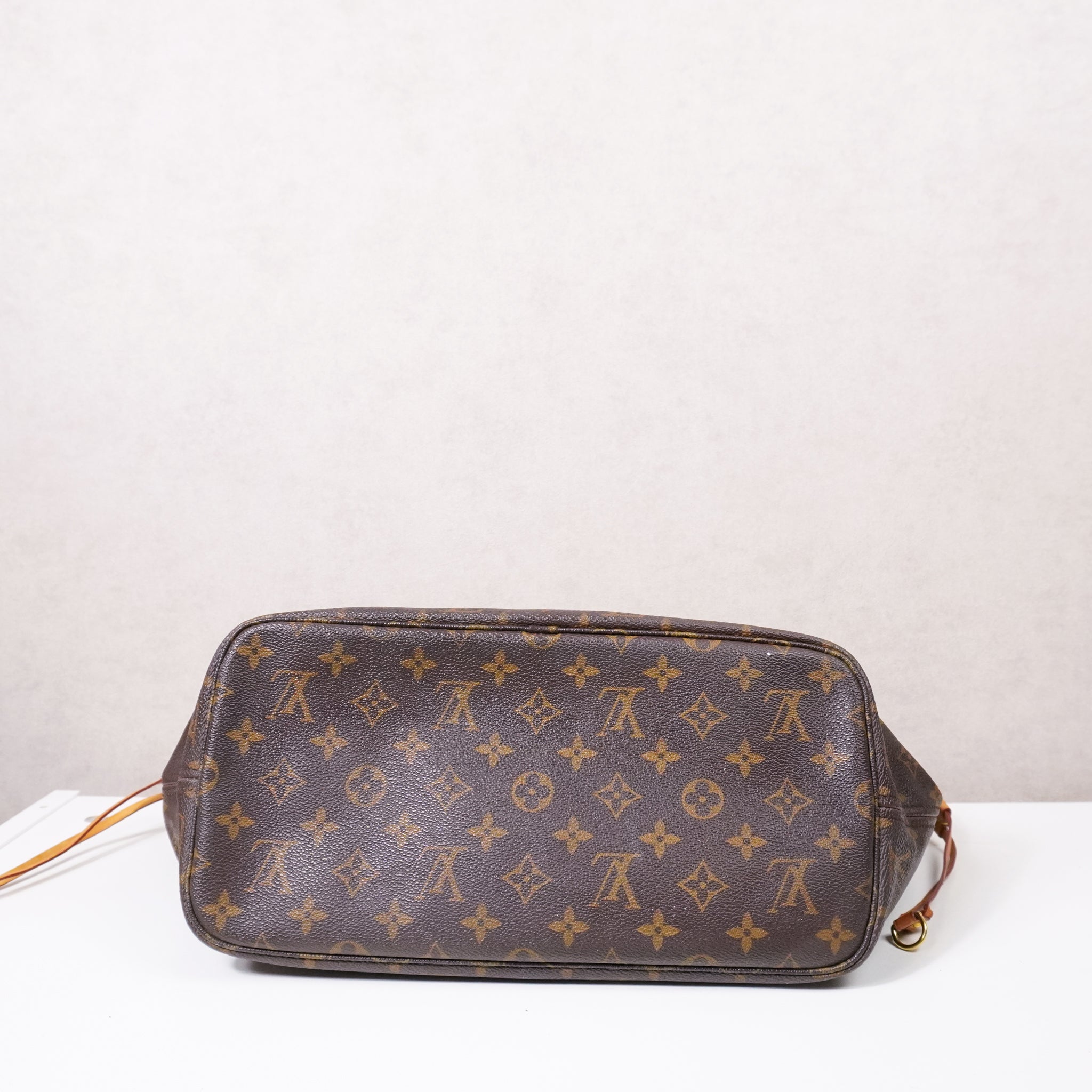 Louis Vuitton Neverfull Monogram MM - beige interieur