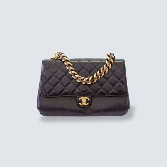 Chanel Matelasse Flapbag Calf Skin