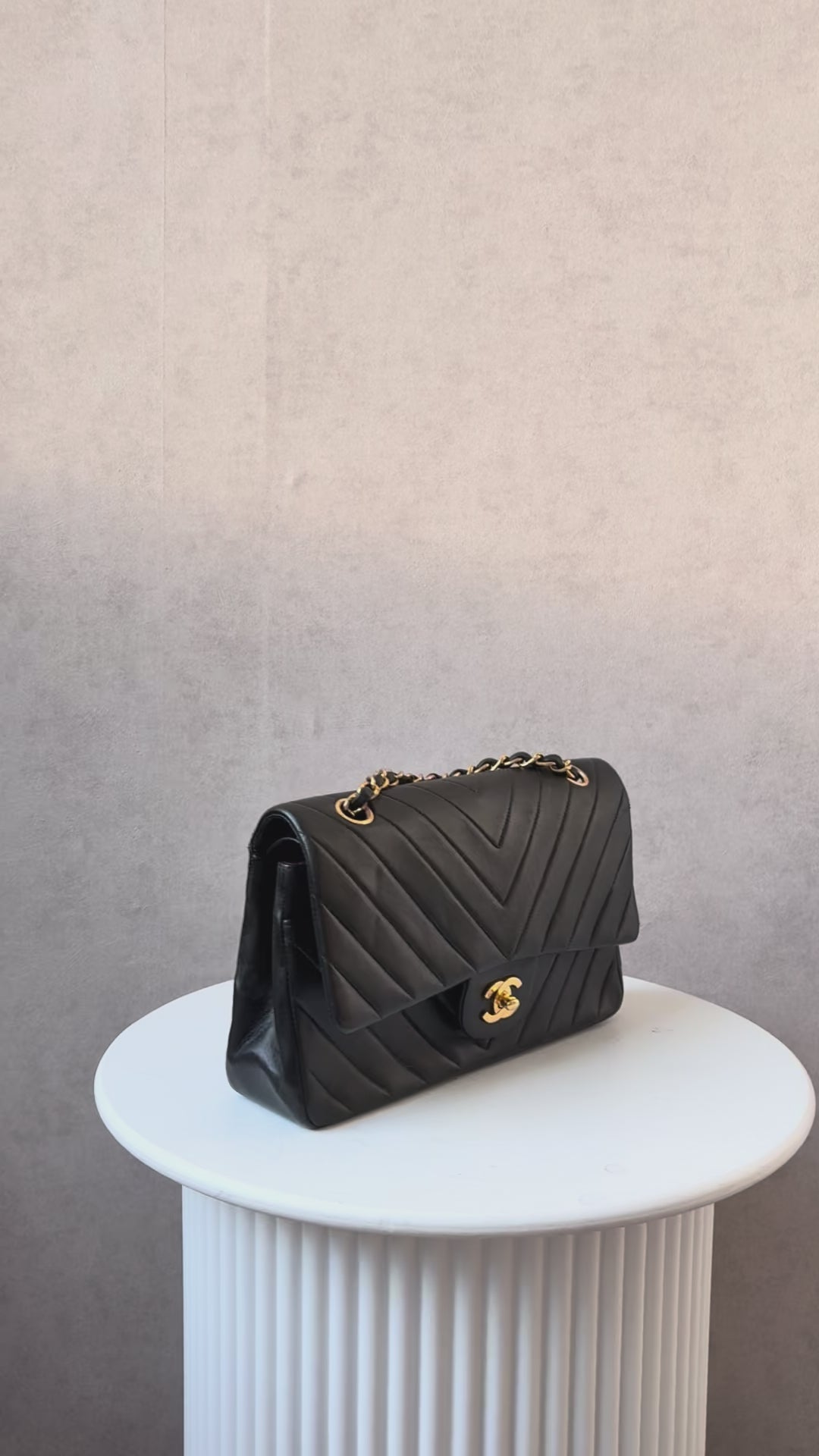 Chanel Classic Flapbag Chevron 2509183