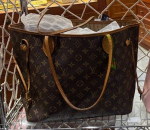 Louis Vuitton Neverfull MM Monogram