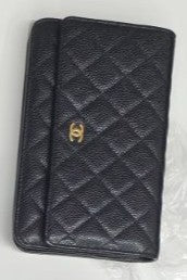 Chanel Wallet on Chain